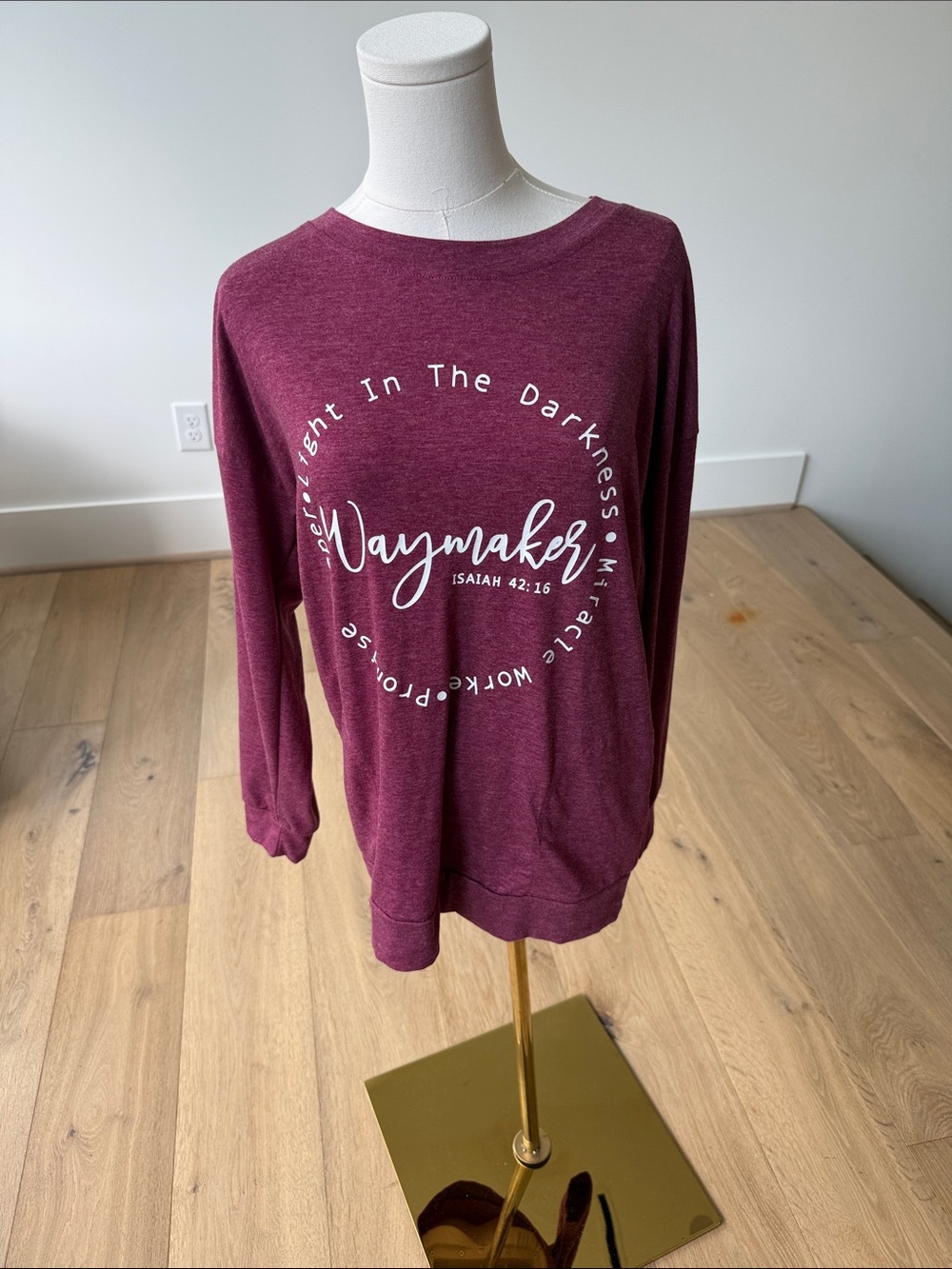 Waymaker Graphic Long Sleeve Crewneck Top - Burgundy with pockets
